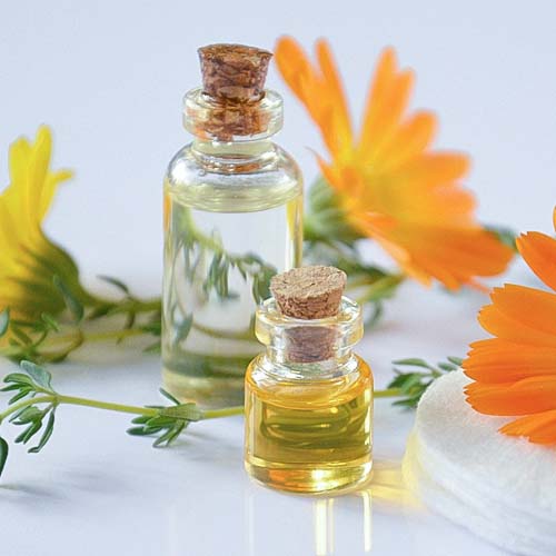 aromathérapie pot de crème composés aromatiques extraits de plantespharmacie CROISSY BEAUBOURG